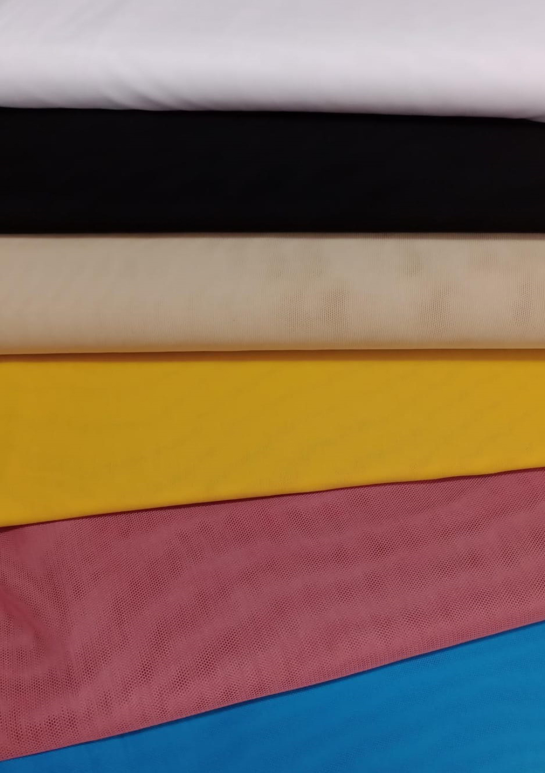 MALLA ELASTICADA DE VESTIR